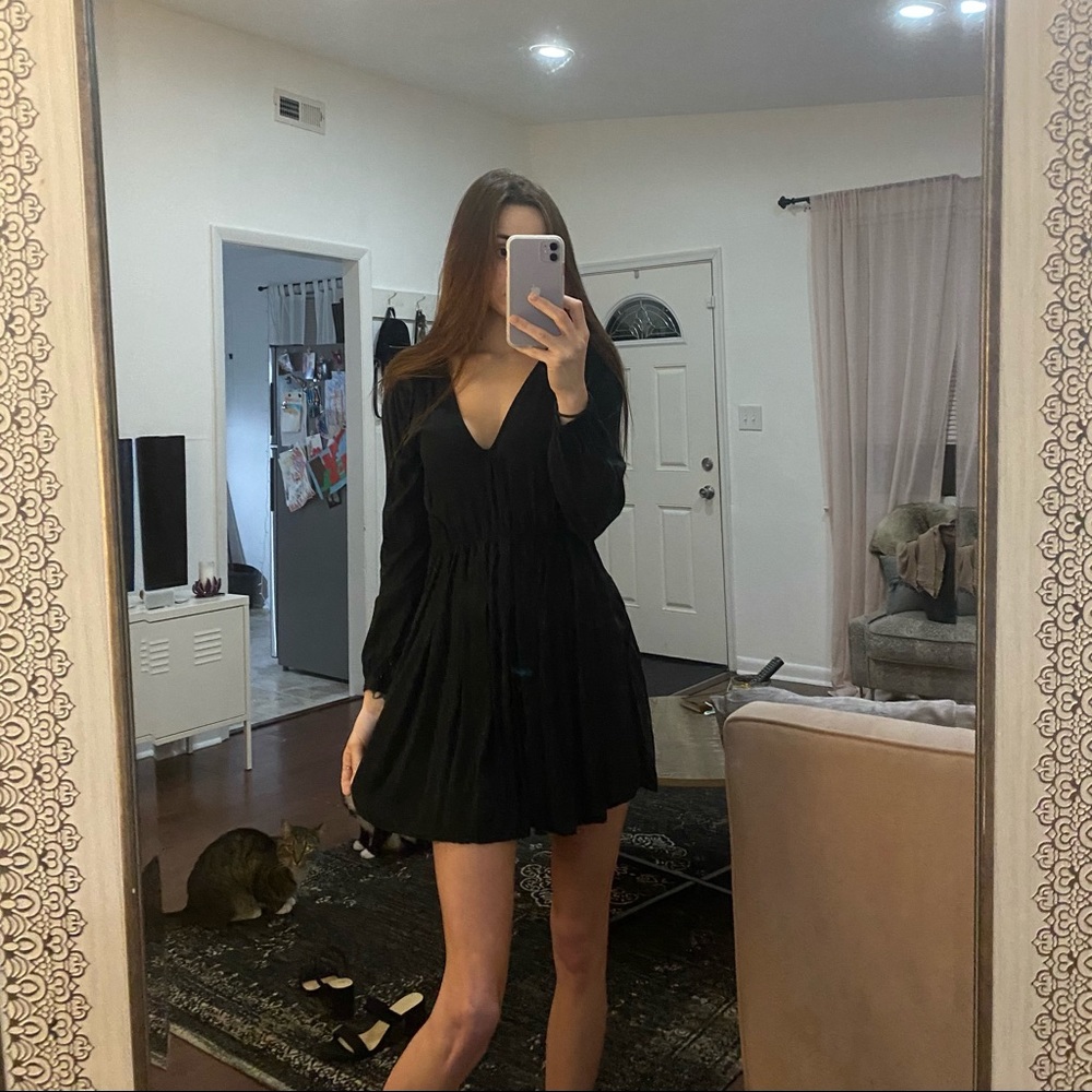 🖤 Brandy Melville | Black Long Sleeve Mini Dress.